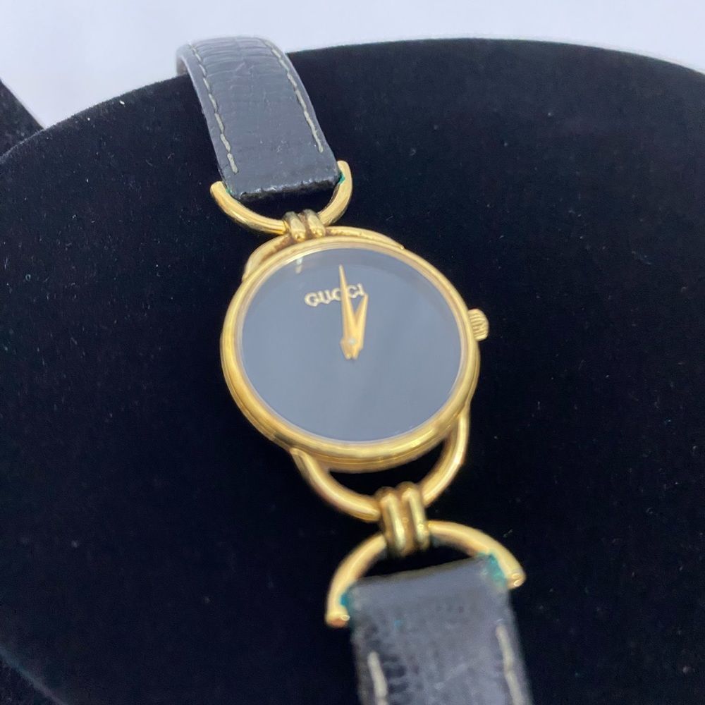 Vintage Gucci Black Dial 6000L Woman’s Watch
